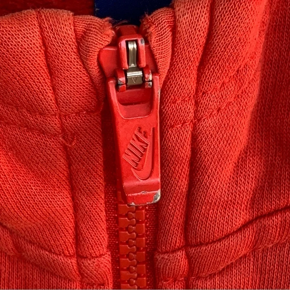 Nike excellent couple